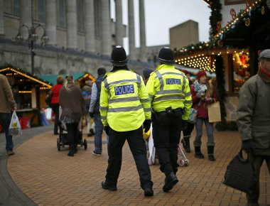 Βρεατανική αστυνομία: Κάνει λόγο για εμπλοκή και άλλων ατόμων στην τρομοκρατική επίθεση του Μάντσεστερ